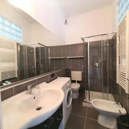 Apartamento Convenienza E Ottimo Collegamento Coi Mezzi - Imbriani Urban Retreat Milán Exterior foto