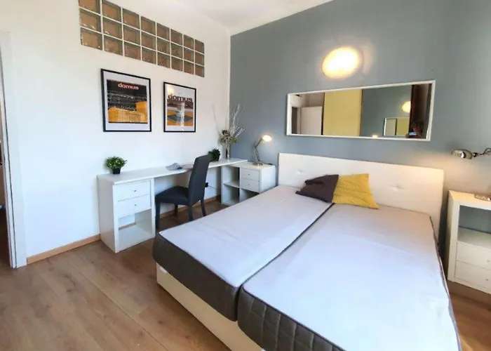 Convenienza E Ottimo Collegamento Coi Mezzi - Imbriani Urban Retreat